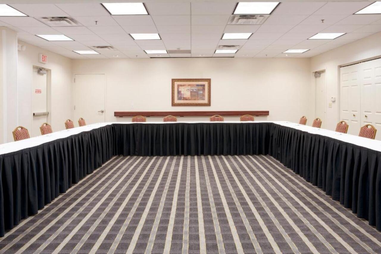 Hampton Inn & Suites Bloomington-Normal Ngoại thất bức ảnh