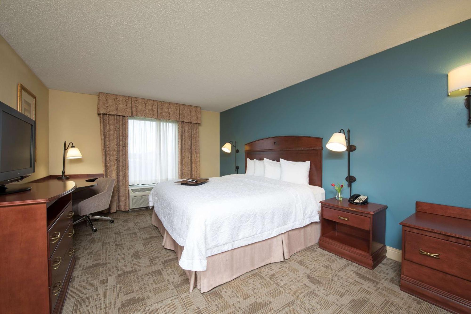 Hampton Inn & Suites Bloomington-Normal Ngoại thất bức ảnh