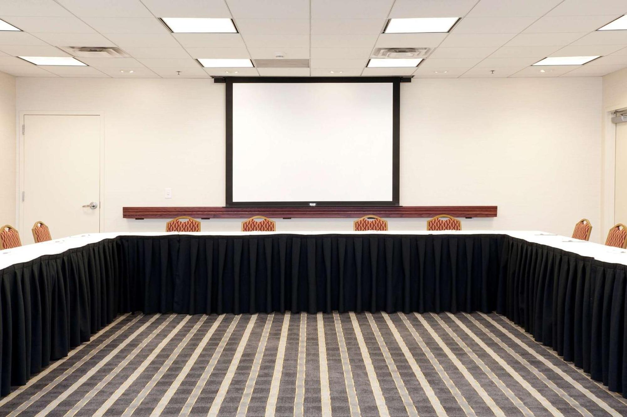 Hampton Inn & Suites Bloomington-Normal Ngoại thất bức ảnh