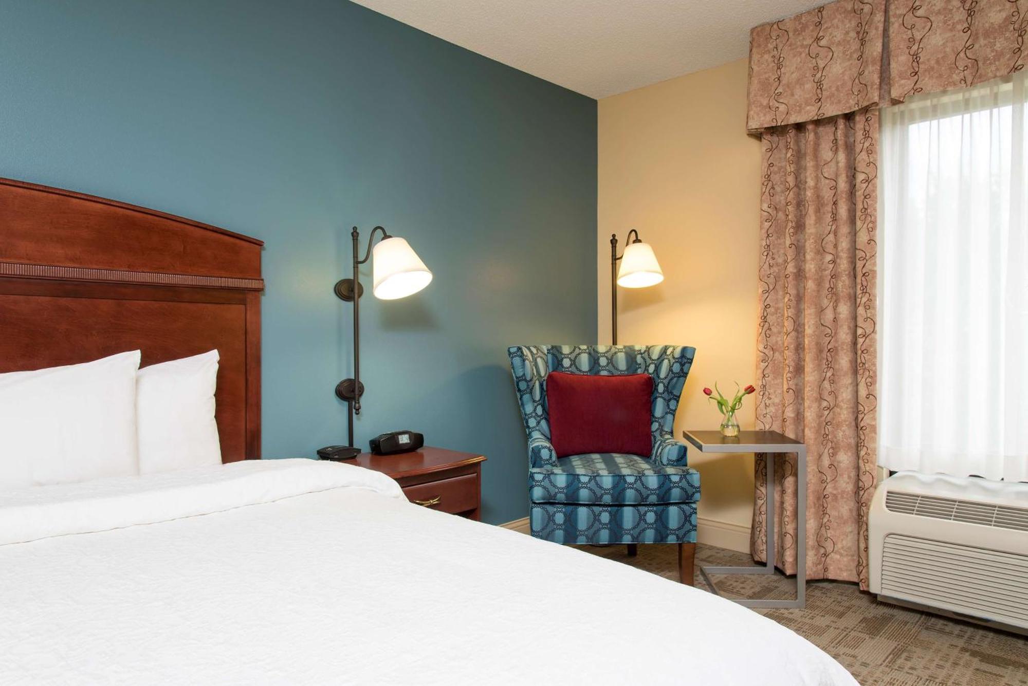 Hampton Inn & Suites Bloomington-Normal Ngoại thất bức ảnh