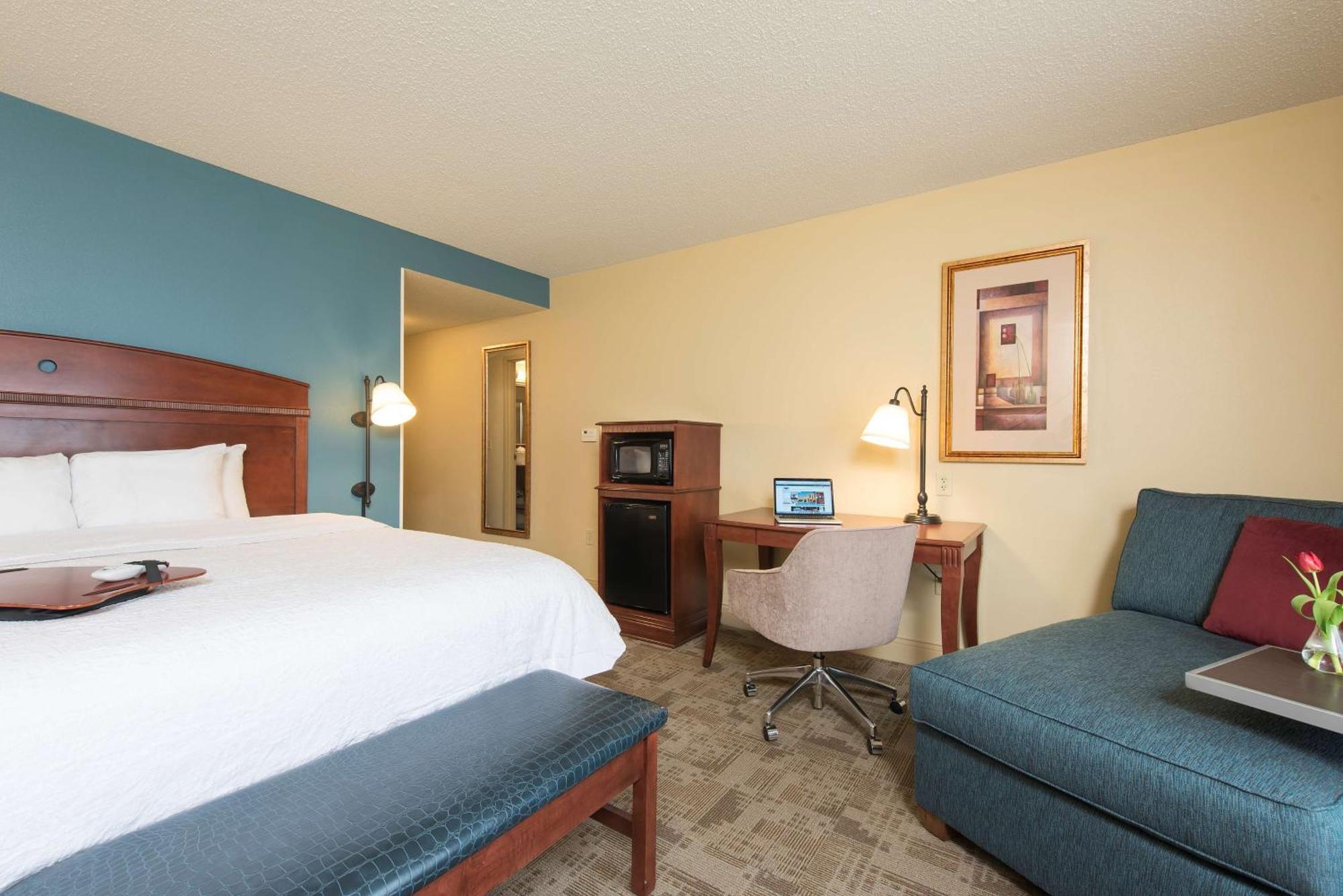 Hampton Inn & Suites Bloomington-Normal Ngoại thất bức ảnh