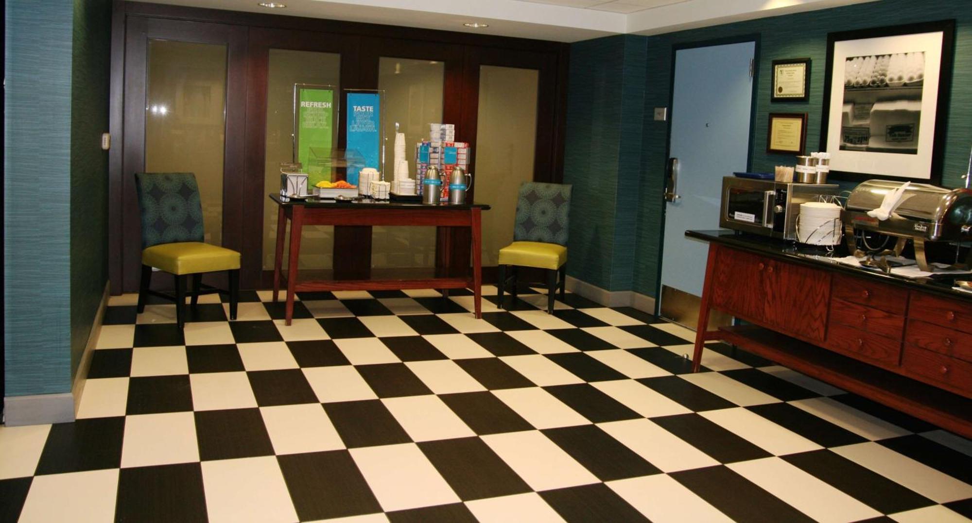 Hampton Inn & Suites Bloomington-Normal Ngoại thất bức ảnh