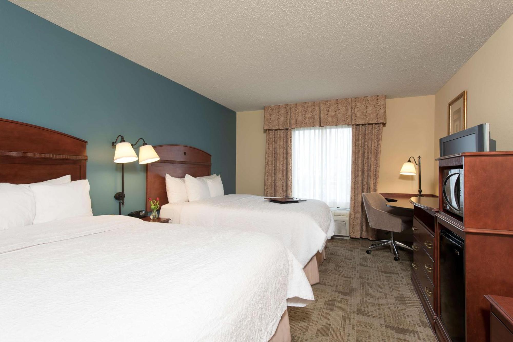 Hampton Inn & Suites Bloomington-Normal Ngoại thất bức ảnh
